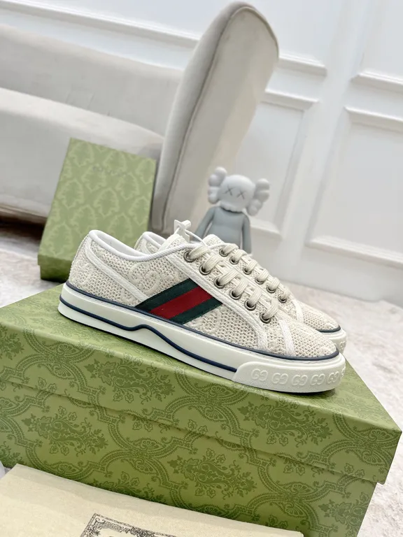 Gucci Shoe 